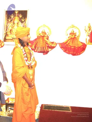 2004-12-to-15-Feb-Ananda-Darshan-Paada-Pooja-San-Jose-USA