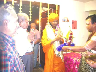 2004-12-to-15-Feb-Ananda-Darshan-Paada-Pooja-San-Jose-USA