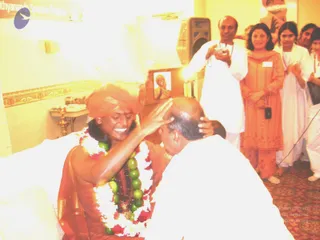 2004-12-to-15-Feb-Ananda-Darshan-Paada-Pooja-San-Jose-USA