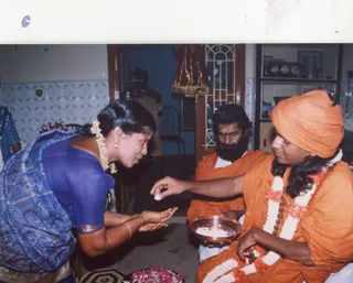 2004-Kanchipuram-House-Visit-And-Paada-Pooja