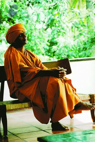 2004-ManyMoods Of The Master