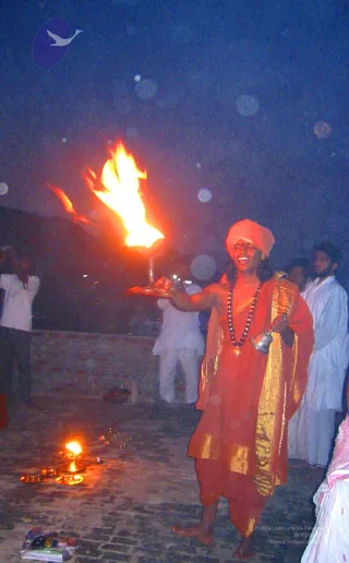Swamiji Harathi of Thiruvannamalai_CMP_WM