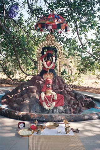 2004-RETURN-TO-INDIA-FROM-WORLD-TOUR