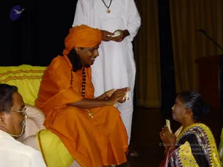 2004-SPH-JGM-Vijaya-Yatra-To-Malaysia-And-Singapore