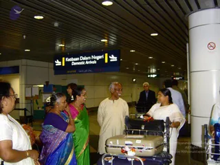 2004-SPH-JGM-Vijaya-Yatra-To-Malaysia-And-Singapore