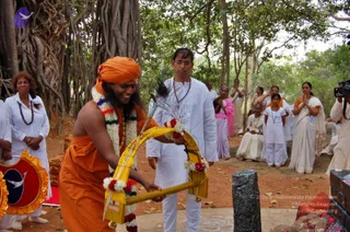 HDH-arrives-at-Bidadi-Adikailaasa-temple_Photo_1002_DSC_5179_CMP_WM