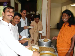 2005-Glimpses-of-Teachers-Training-Krishnalaya-From-May-3rd-to-11th