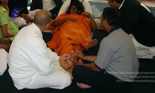 2005-Glimpses-of-Teachers-Training-Krishnalaya-From-May-3rd-to-11th