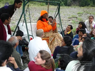 2005-Glimpses-of-Teachers-Training-Krishnalaya-From-May-3rd-to-11th