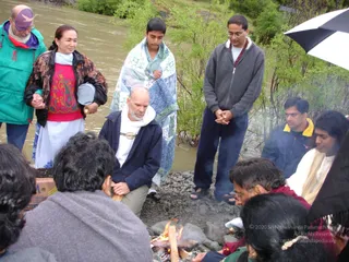 2005-Glimpses-of-Teachers-Training-Krishnalaya-From-May-3rd-to-11th