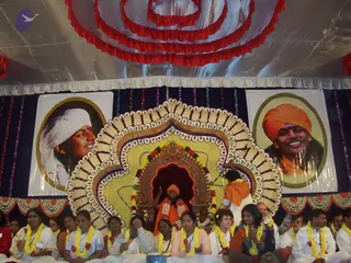 Jayanthi_2005_ashram (530)_CMP_WM