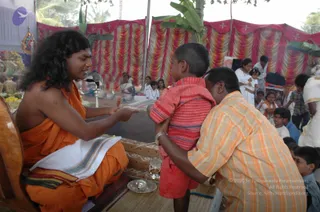 9-GAYATRI-INITIATION-CHILDRENS-DAY-JAYANTI-BRAHMOTSAVAM-CELEBRATIONS_Photo_1000_DSC_2809_CMP_WM