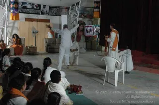 5-HDH-WITH-THE-ACHARYAS_Photo_1005_DSC_6152_CMP_WM