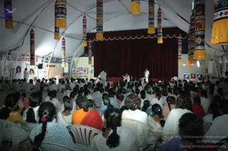 5-HDH-WITH-THE-ACHARYAS_Photo_1023_DSC_6204_CMP_WM