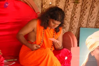 2006-GLIMPSES-OF-SWAMIJI-IN-LAUGHING-TEMPLE