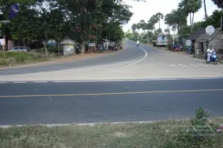 2006-View-of-Kanchipuram-land