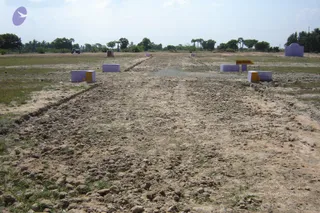 2006-View-of-Kanchipuram-land