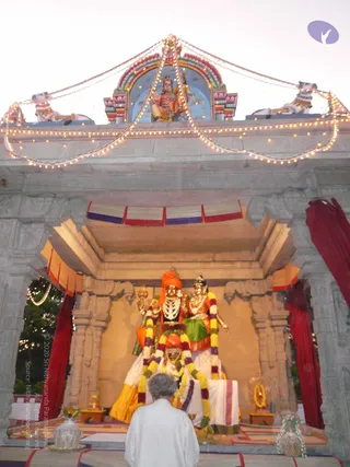 02-BRAHMOTSAVAM-DAY-4_Photo_1227_P1030588_CMP_WM
