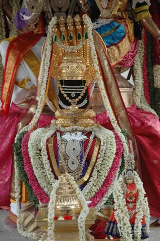 2007-GLIMPSES-OF-NITHYANANDESHWARA-PARAMASHIVA-AND-DEVI-PARASHAKTHI