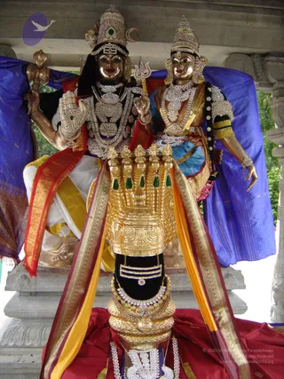 2007-GLIMPSES-OF-NITHYANANDESHWARA-PARAMASHIVA-AND-DEVI-PARASHAKTHI