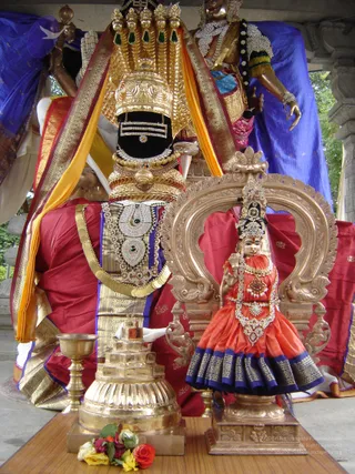 2007-GLIMPSES-OF-NITHYANANDESHWARA-PARAMASHIVA-AND-DEVI-PARASHAKTHI