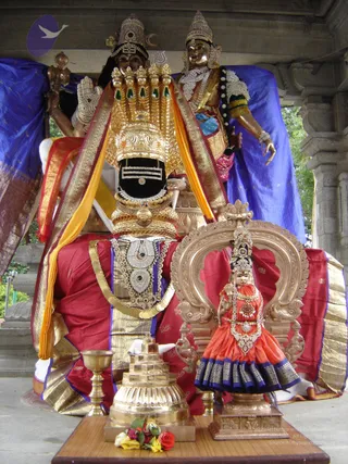 2007-GLIMPSES-OF-NITHYANANDESHWARA-PARAMASHIVA-AND-DEVI-PARASHAKTHI