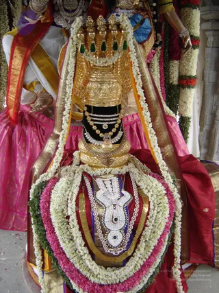 2007-GLIMPSES-OF-NITHYANANDESHWARA-PARAMASHIVA-AND-DEVI-PARASHAKTHI