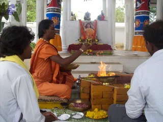 2007-KARTHIKAI-SOMAVARA-AND-NAVAGRAHA-HOMA-HYDERABAD