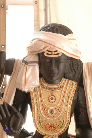 2007-Making-of-Kailasa-in-Los-Angeles