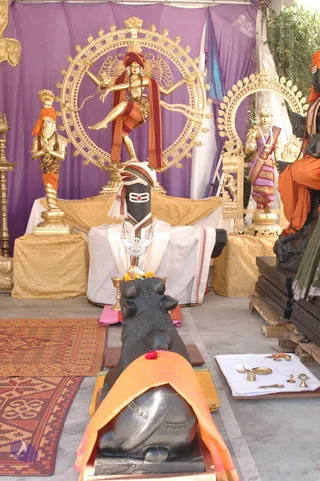 2007-Making-of-Kailasa-in-Los-Angeles