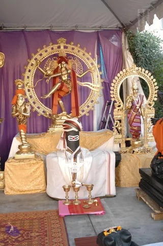 2007-Making-of-Kailasa-in-Los-Angeles