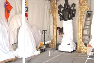 2007-Making-of-Kailasa-in-Los-Angeles