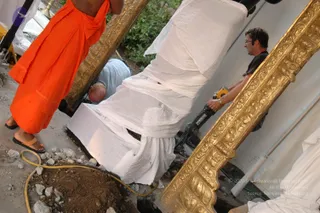 2007-Making-of-Kailasa-in-Los-Angeles