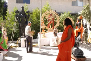 2007-Making-of-Kailasa-in-Los-Angeles