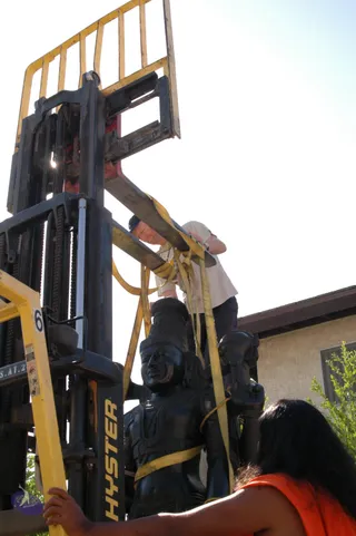 2007-Making-of-Kailasa-in-Los-Angeles