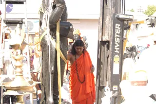 2007-Making-of-Kailasa-in-Los-Angeles