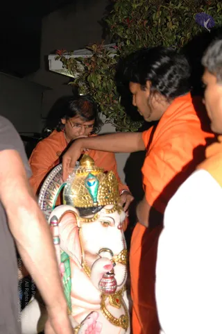 2007-Making-of-Kailasa-in-Los-Angeles