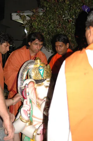 2007-Making-of-Kailasa-in-Los-Angeles
