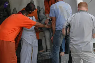 2007-Making-of-Kailasa-in-Los-Angeles