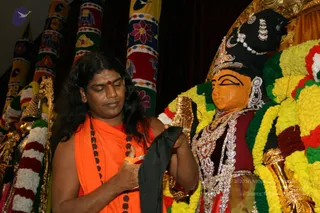 Devi26Nov2007 041_CMP_WM