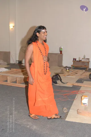 2007-November-7-to-9-Kailasa-in-LosAngeles-Making-of-Temple