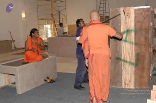 2007-November-7-to-9-Kailasa-in-LosAngeles-Making-of-Temple