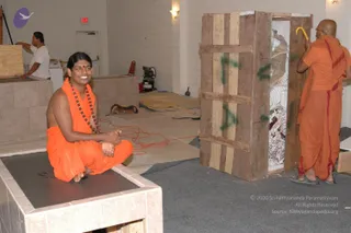 2007-November-7-to-9-Kailasa-in-LosAngeles-Making-of-Temple