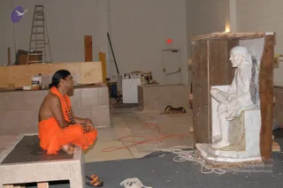 2007-November-7-to-9-Kailasa-in-LosAngeles-Making-of-Temple