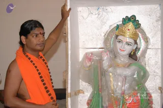 2007-November-7-to-9-Kailasa-in-LosAngeles-Making-of-Temple