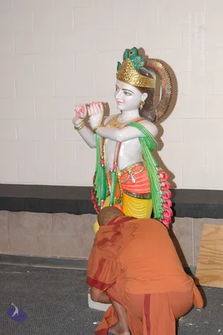 2007-November-7-to-9-Kailasa-in-LosAngeles-Making-of-Temple