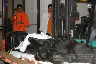 2007-November-7-to-9-Kailasa-in-LosAngeles-Making-of-Temple
