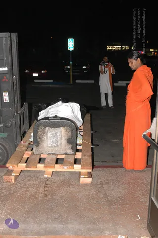 2007-November-7-to-9-Kailasa-in-LosAngeles-Making-of-Temple