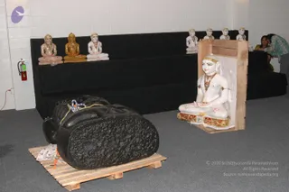 2007-November-7-to-9-Kailasa-in-LosAngeles-Making-of-Temple