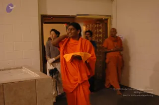 2007-November-7-to-9-Kailasa-in-LosAngeles-Making-of-Temple